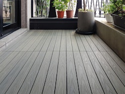WPC Coex  Terrassenfliesen 30x90 Light grey